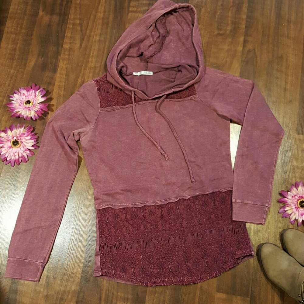 Maurices Long Sleeve Hooded Shirt